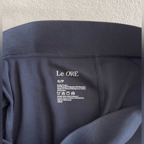 Bandier Corso Stretch Crossover Bra Top and Leggings (together or separate) - Picture 10 of 10